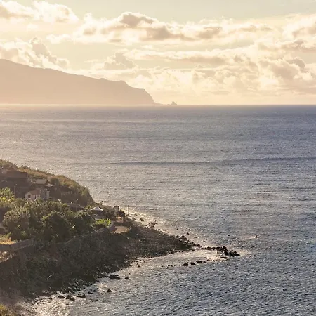 Holiday home Casa Da Rocha De Baixo By An Island *