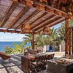 Dom wakacyjny Casa Da Rocha De Baixo By An Island *
