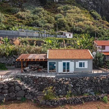 Ferienhaus Casa Da Rocha De Baixo By An Island Santana (Madeira)
