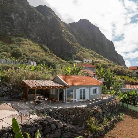 Casa Da Rocha De Baixo By An Island Santana (Madeira)